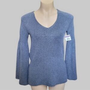 NWOT Hinge Bell Sleeve V-neck Sweater XS